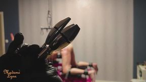 The huge Toy fits perfectly in his ass - der große Dildo gehört in den Arsch