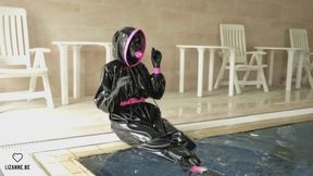 Black and pink at the pool