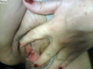 Amateur mature latina bitch flashes her snatch on webcam