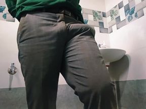 Old man mastrubation cock cleaning