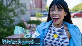 ”Colombian Babe Ravaged Outdoors in Public”