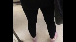 Culo gigante en metro de Santiago