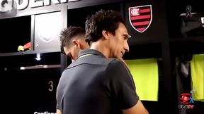 Jogador de futebol pelado