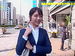 300mium-588　1.2ヶ月ほど彼氏とセックスもしていないそうです