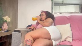 bbw farting while eating and watching tv in white shorts