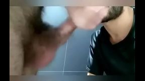 F822A63E-DF43-4EAF-A948-5966768FBCE5.MOV
