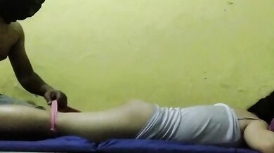 Abg toket gede milf Angelina pijat plus licks her wet pussy after husband leaves