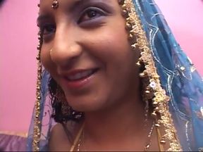 Big ass Indian honey sucks and fucks big dick in bed