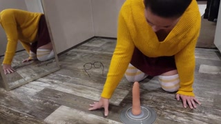 Scooby-Doos: Velma looses glasses but finds a reason to cum