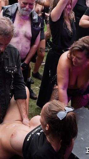 Must-see moment from &quot;Perverse Rock Fest&quot;