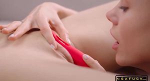 Eva Elfie and Nancy a the Horniest Blondes originate Sex for the first Time p2