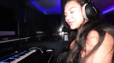 deep anal raw pov in music studio