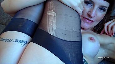 Adreena Winters pays a visit in stockings and lingerie