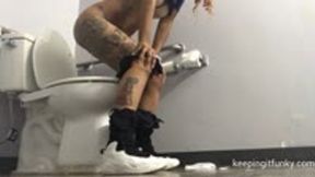 Smoking Redd's Pee Frenzy and Showertime!! MOV Version