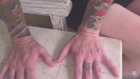 Post outdoor workout Veiny show for my hand lovers out there xx