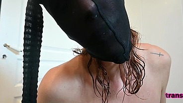 JOI Cagouleje me couvre d'une cagoule et te fais un compte a rebours ...