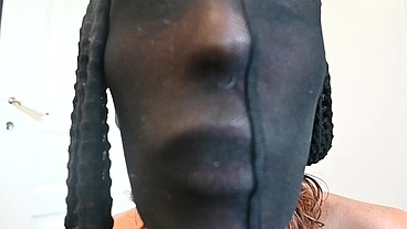 JOI Cagouleje me couvre d'une cagoule et te fais un compte a rebours ...