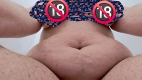 1 Min GIANTESS TOILET POV PEE and FARTS