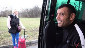 Blonde fucked in van keep fucking stranger when police check her