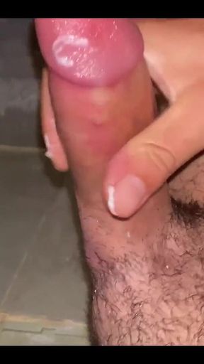 Twink Cumshot in Shower