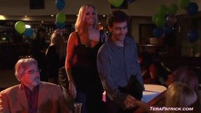 Raquel Devine tag teamed in a threeway in a kitchen for huge facials