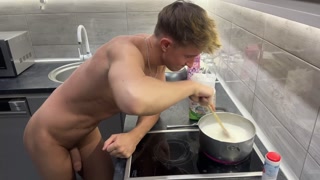 Semolina Puding , Naked Cooking