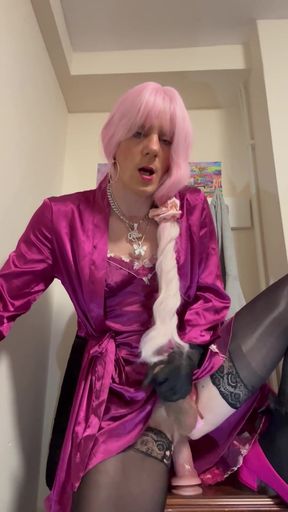 Jess Silk Rides Dildo