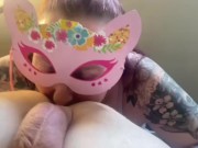 BAD LITTLE KITTY KAT GIVES ME RIMJOB AND GETS A CUM FACIAL