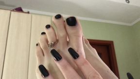 Toes and Toe Rings Close up (60 Fps)