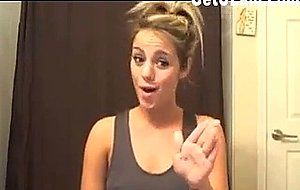 Lacrosse girl showing off her body on webcam