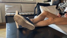 GAMER GIRL KYLIE SNEAKERS IGNORE - MP4 Mobile Version