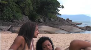 Two Tanned Amateur Slut Shared A Cock And Happily Gets A Threesome