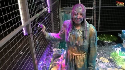 Messy escape room
