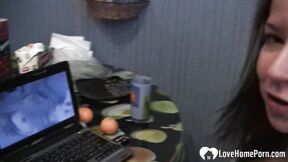 Caught her watching porn so she blew me