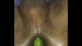 Pepino no cu do novinho