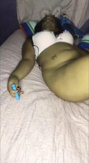 Big booty latina with big pussy addicted to handjobs