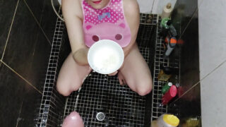 Moaning amateur mature teen gets fingered to squirting orgasm during intense anal hardcore session