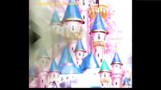 Pula imensă și necircumcisă a unui armăsar matur este sugată de tineri nerăbdători, apoi le dă pe spate fundurile strâmte