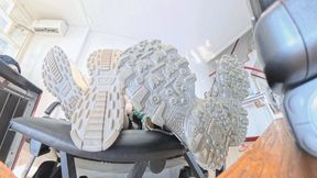 8KVR 360 - The giant's big bottom crushes the dwarf