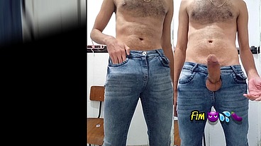 Gozando numa pegada Jeans Porn - Gozada sem blur