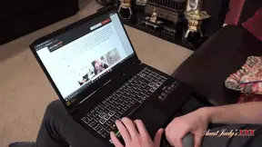 40yo milf stepmom Aurora catches her stepnephew masturbating