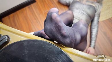 Black Nylon Soles And Toes: Relaxed Foot Tease In Torn Pantyhose