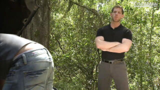 τσιμπούκι, τσιμπούκι, ομαδικό σεξ – Ο Αμερικανός Ντιν Φλιν με τεράστια πέη γαμιέται στον κώλο