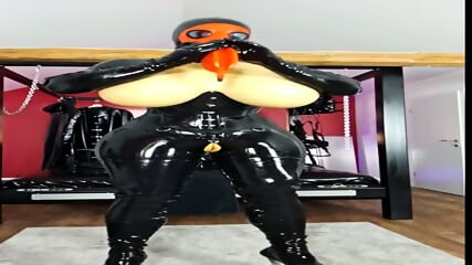 Solo BDSM session with big tittied MILF freak in latex