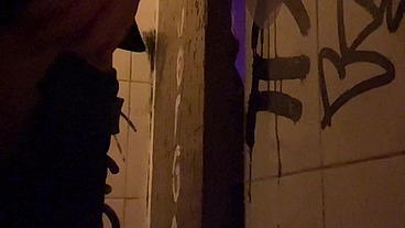 Spyed while pissing in the toilets bar...