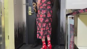 Why Wait on the First Date? Melody Mynx & Tee Reel