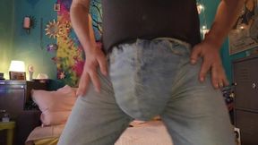 Extreme Bulging in jeans, handmode
