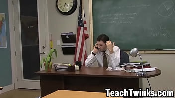 Kinky teacher Wade Warren anal breeds student Justin Giles