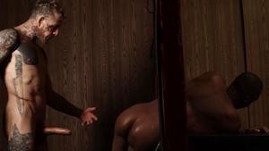 MEN: American Bo Sinn anal fucks