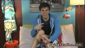 Twink balls movie and diaper gay sex videos Skyelr Bleu is on camera